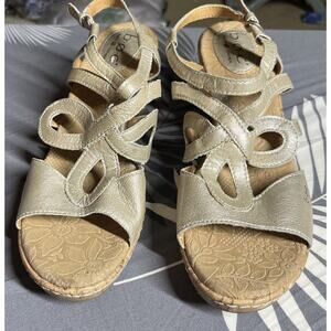 B.O.C Born Concepts Jayna Champagne Leather Cork Wedge StrapSlingback Sandals 10